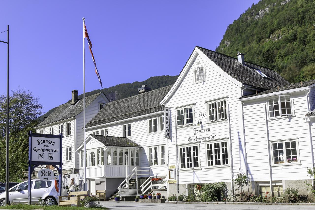 Jaunsen Gjestgjevarstad Granvin Exterior photo